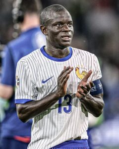 N’Golo Kanté breaks record with 20 unbeaten matches for France
