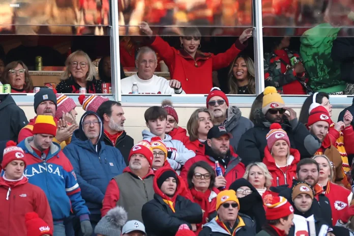 Taylor Swift Spotted Gifting Young Fans Souvenirs, Snapping Pics With Them After Chiefs Vs. Raiders Game