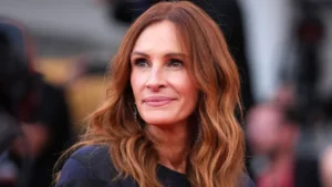 Julia Roberts: We're Losing The Art Of Conversation