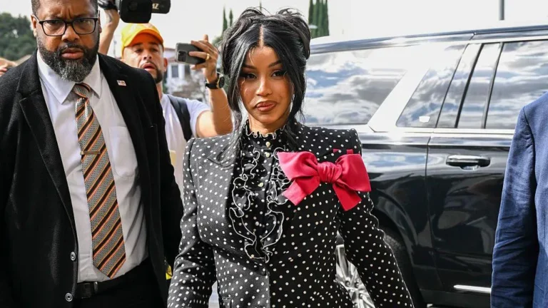 Cardi B and Security Guard Lawsuit Cardi B Ex-Bodyguard case - Jury clears Cardi B of assault on security guard in Los Angeles