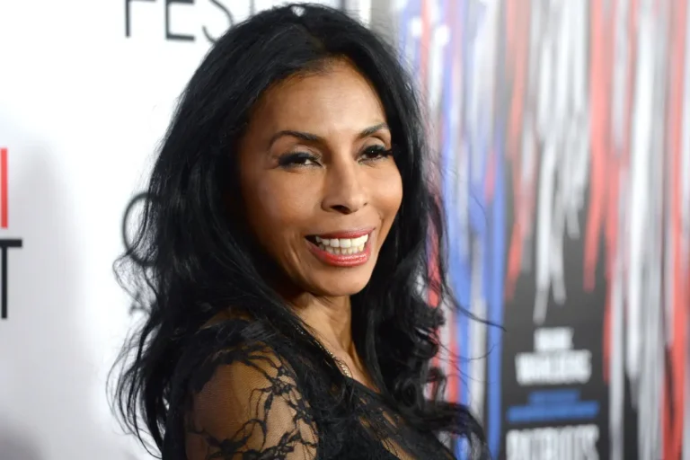Khandi Alexander Net Worth