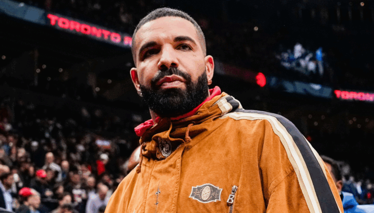 Does Drake support Toronto Blue Jays?