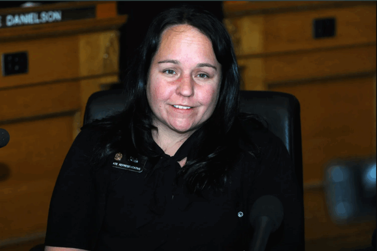 Colorado State Senator Faith Winter Dies in Multi-Car Crash at 45