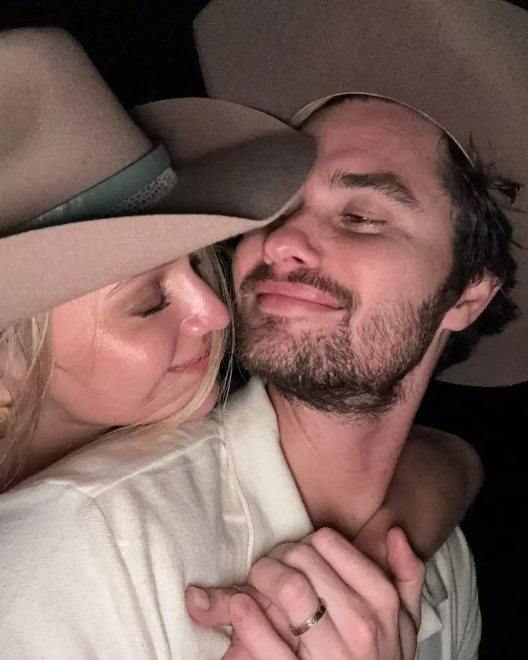 Chase Stokes and Kelsea Ballerini