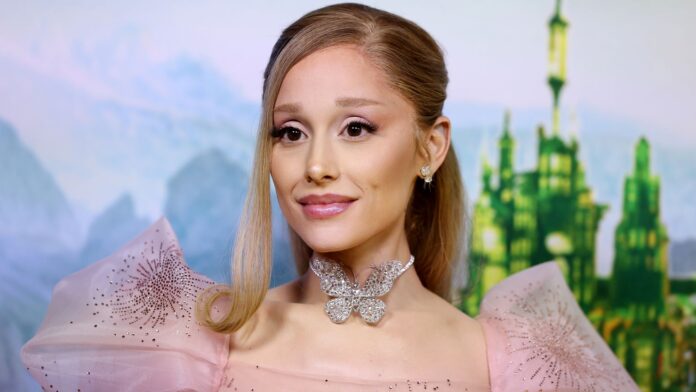 Ariana Grande last tour as a singe