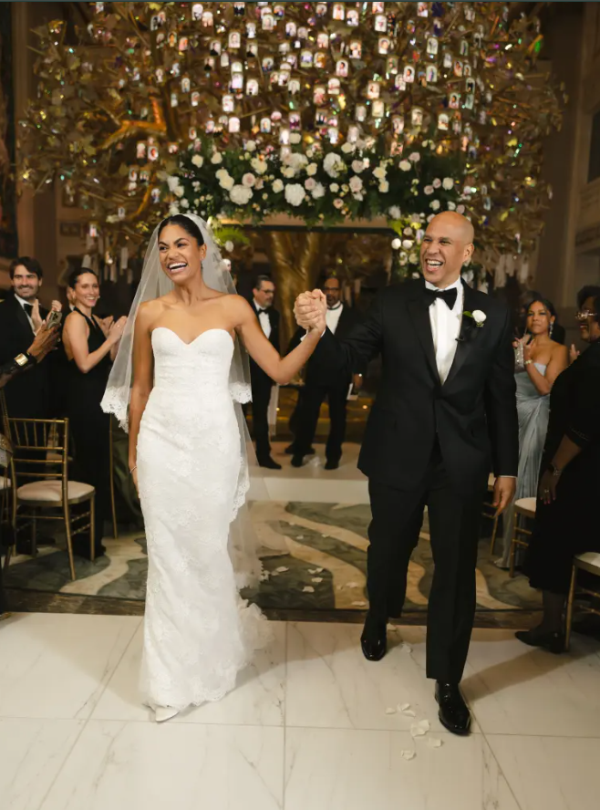 Cory Booker Marries Alexis Lewis