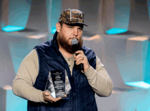 Luke Combs