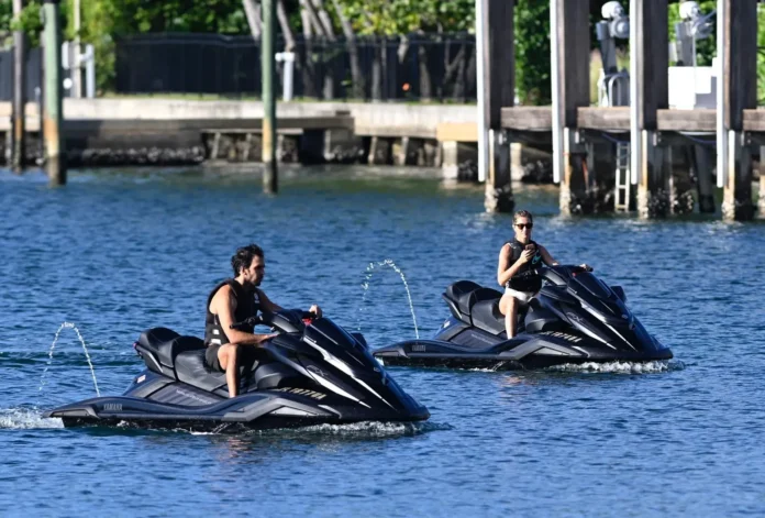 Gisele Bündchen Enjoys Jet Ski Date With Boyfriend Joaquim Valente in Florida