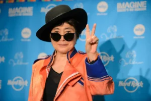 Yoko Ono net worth